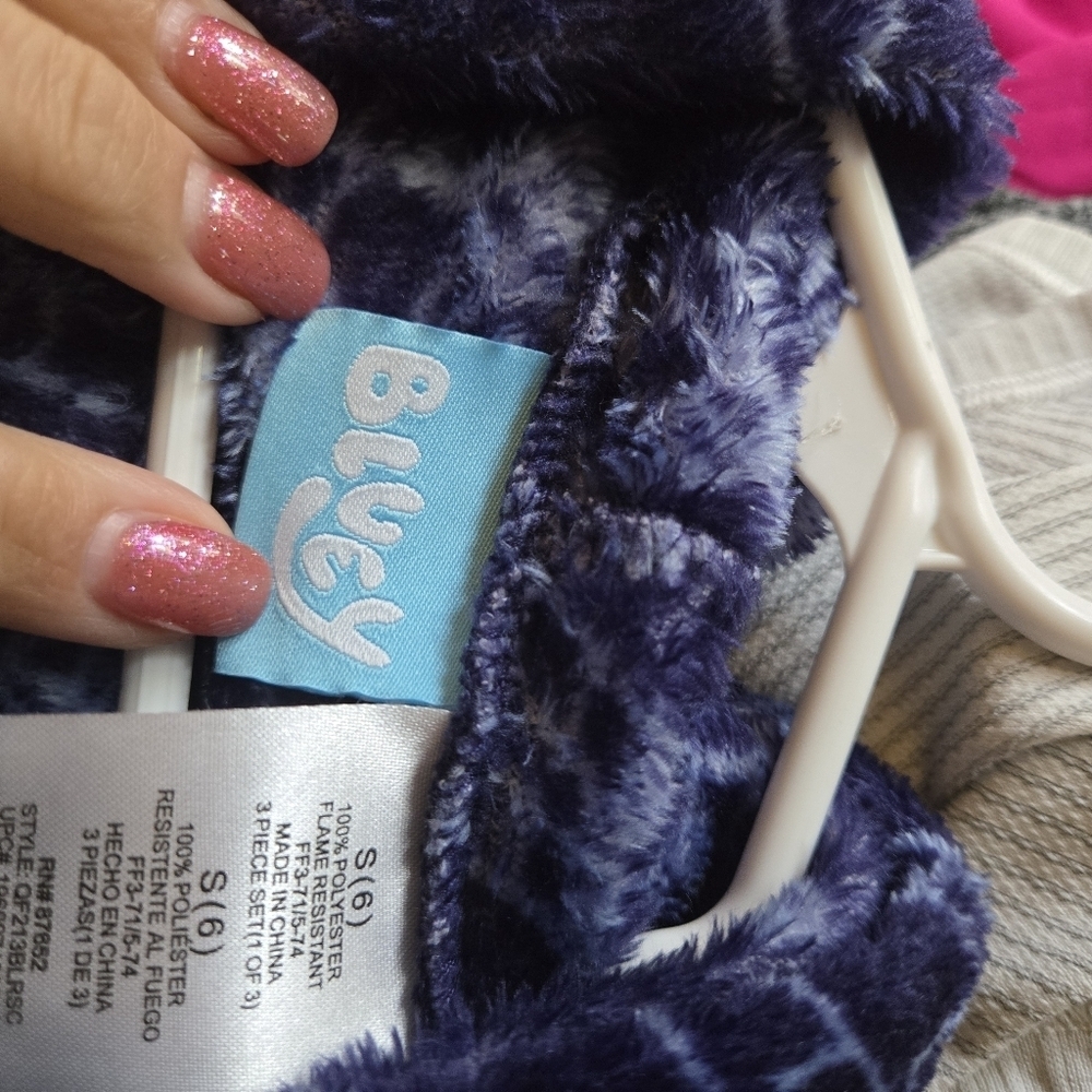 Disney Child Bluey's Fleece Patterned Robe - Picture 5 of 6